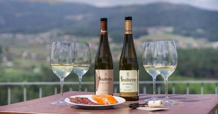 Villa Just Like - Casa Do Sobreiro Velho Em Cerveira *